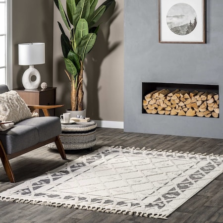 Nuloom Geometric Transitional Tasseled Area Rug 5ft 3in x 7ft 6in OZNN02A-508